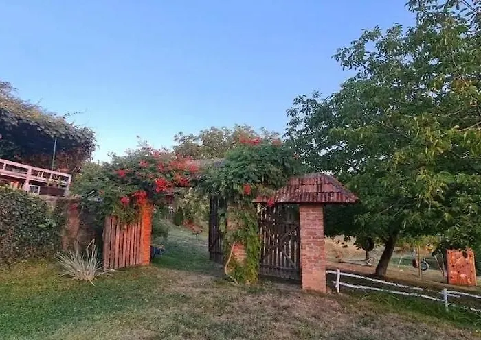 Etno Kompleks Orahovac - Vajat Slavuj Aranđelovac