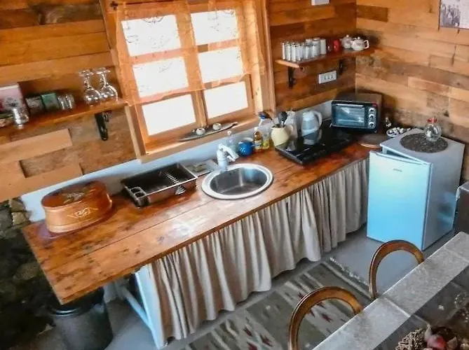 Etno Kompleks Orahovac - Vajat Slavuj Chalet